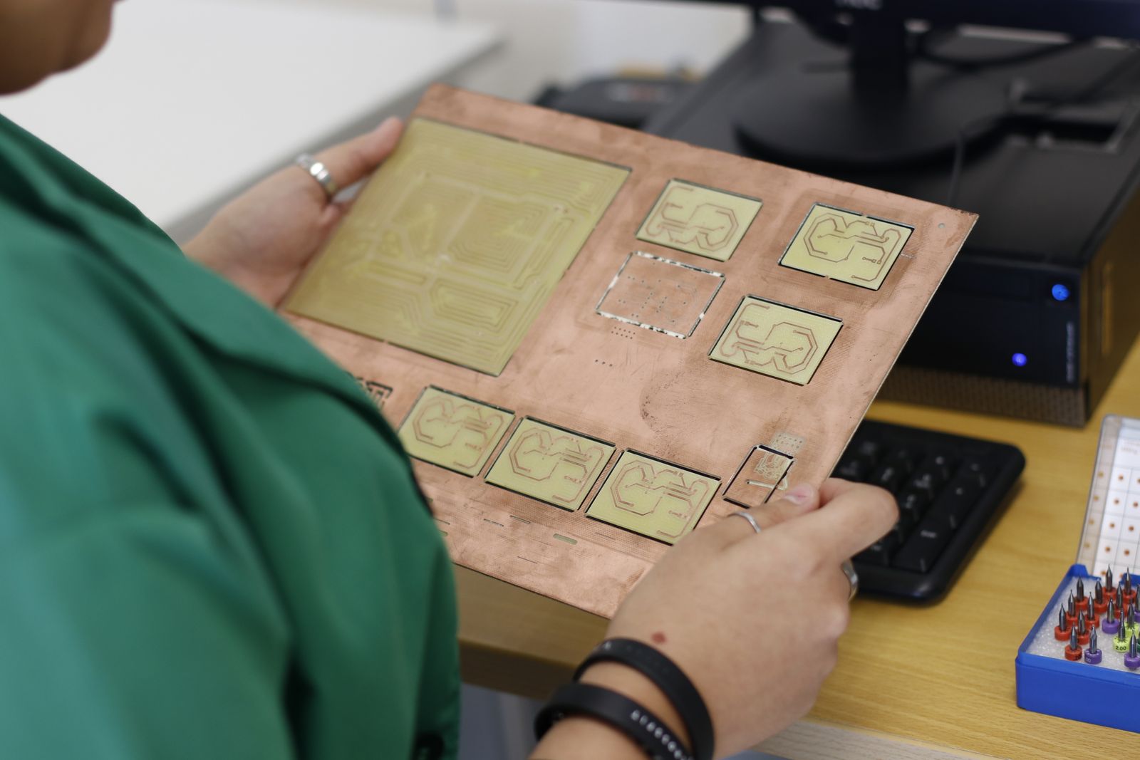 Electronic circuit board inspection illustrating a technical enquiry